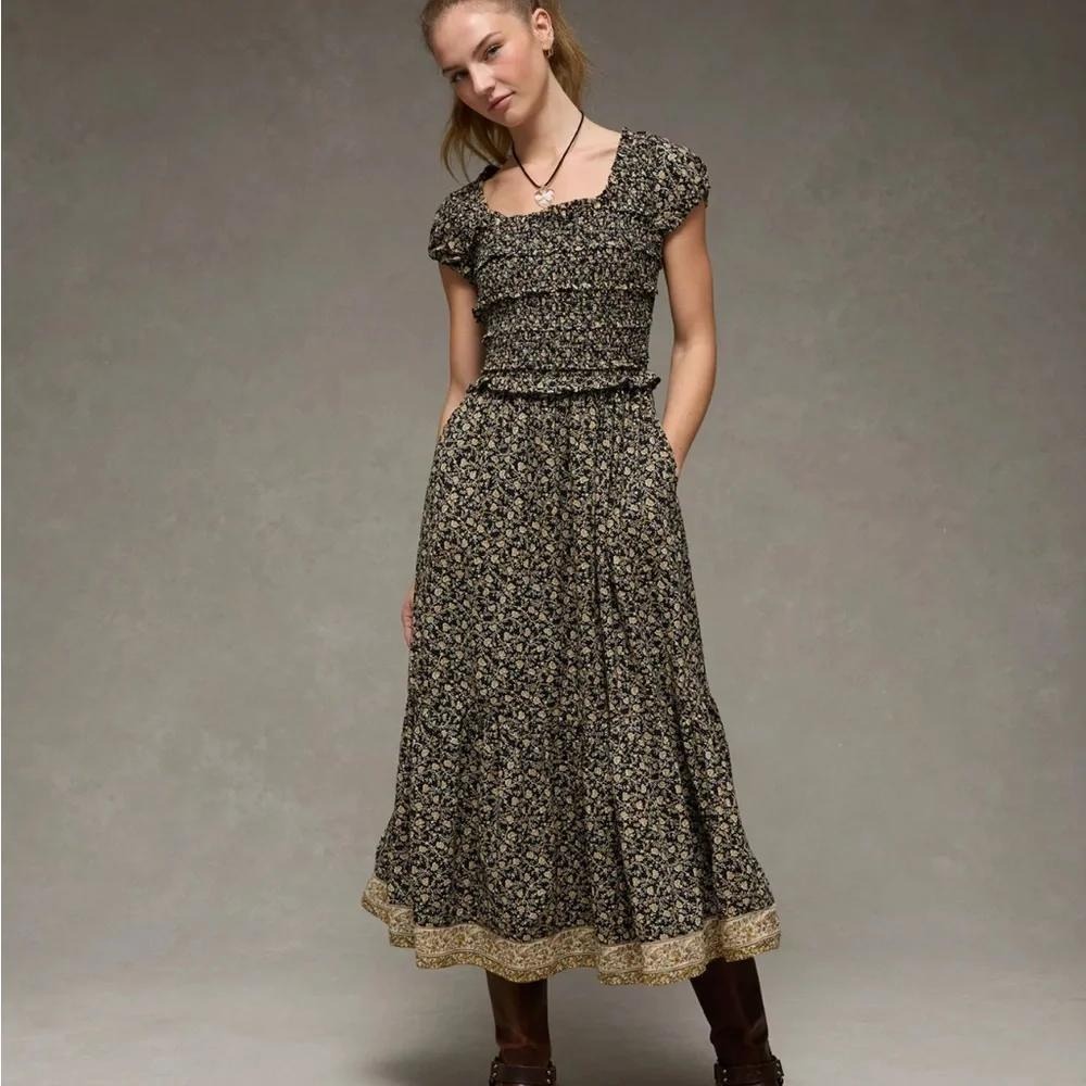 American Eagle Outfitters Black Floral Midi Dress with Gold Hem